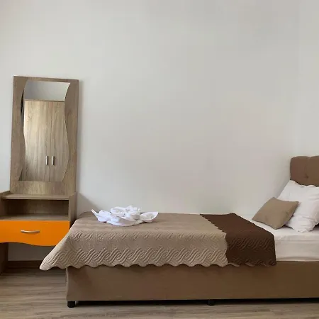 за гости вени-ев בית הארחה דבין